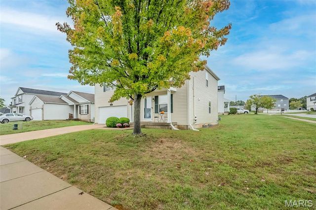 323 Essex Park Drive, Wentzville, MO 63385