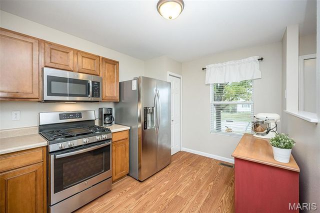 323 Essex Park Drive, Wentzville, MO 63385