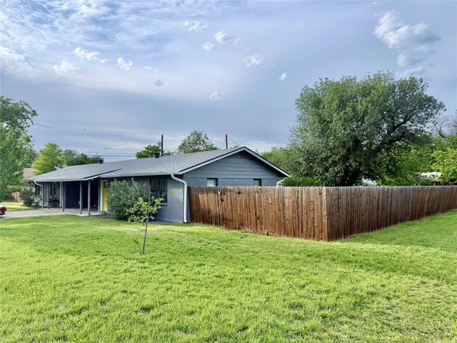 10700 Plains TRL, Austin, TX 78758