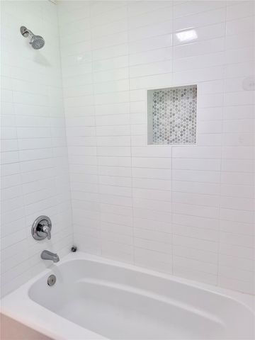 10700 Plains TRL, Austin, TX 78758
