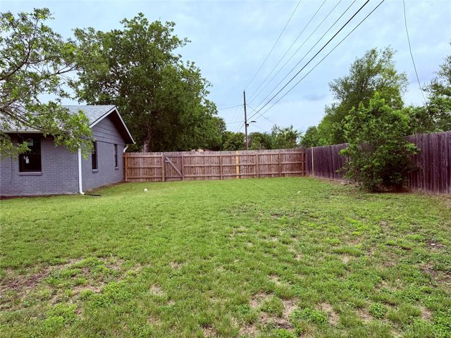 10700 Plains TRL, Austin, TX 78758