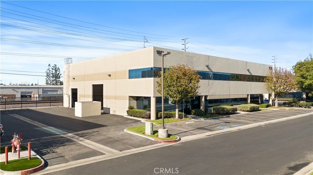 1351 S Lewis, Anaheim, CA 92805