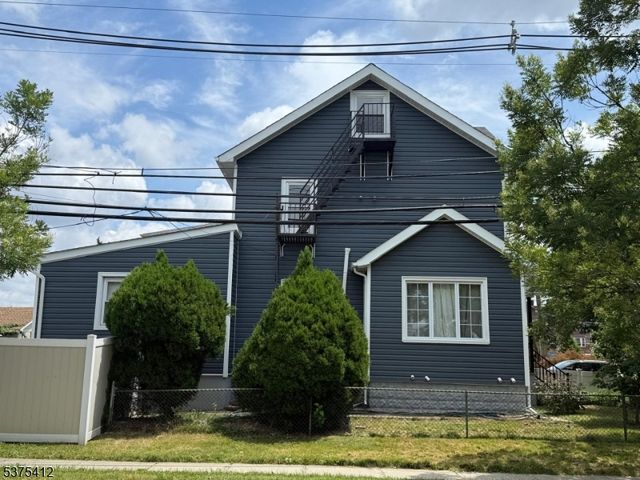 1117 Fanny St, Elizabeth City, NJ 07201