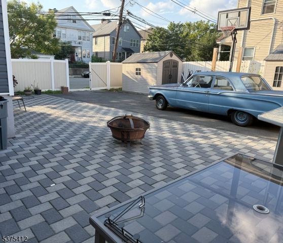 1117 Fanny St, Elizabeth City, NJ 07201