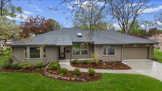 134 Holmdene Boulevard Ne, City Of Grand Rapids, MI 49503