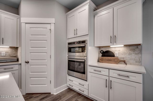 658 Heart Pne Avenue, Wilmington, NC 28411