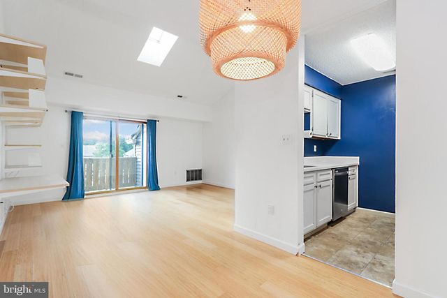 2109 RAVENS CREST DR, Plainsboro, NJ 08536