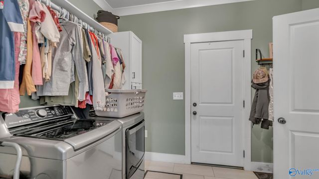 905 County Road 33, Scottsboro, AL 35769