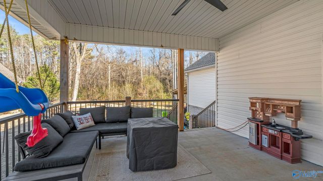 905 County Road 33, Scottsboro, AL 35769