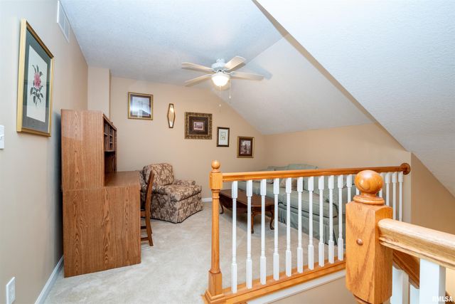 10 ELK Court, Washington, IL 61571