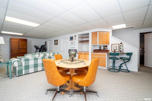 10 ELK Court, Washington, IL 61571