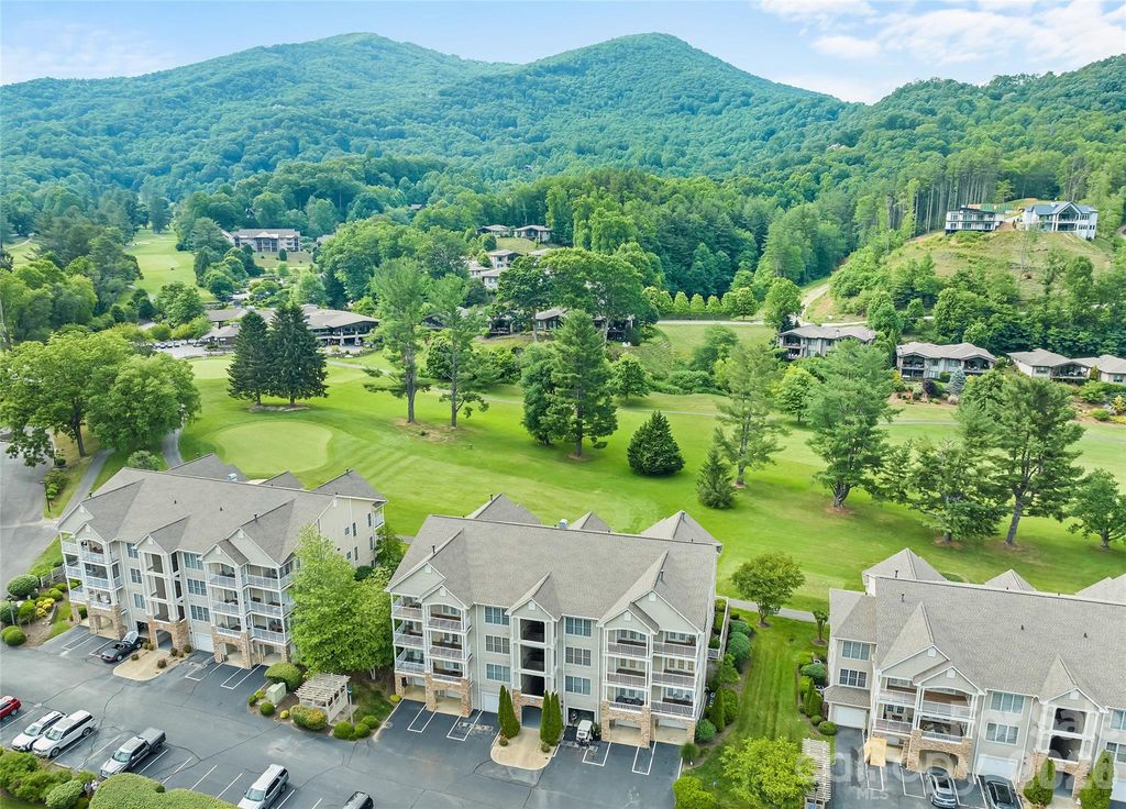 65 Glenview Lane 3033, Maggie Valley, NC 28751