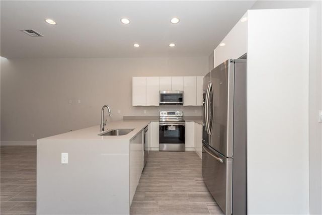 1105 NE 2nd Avenue, Fort Lauderdale, FL 33304