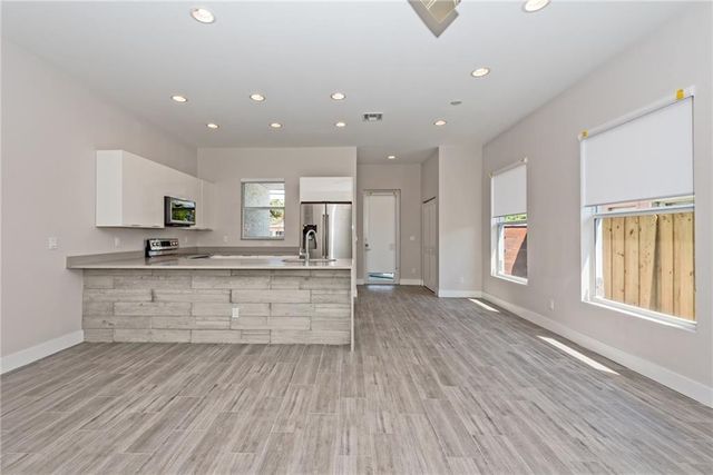 1105 NE 2nd Avenue, Fort Lauderdale, FL 33304