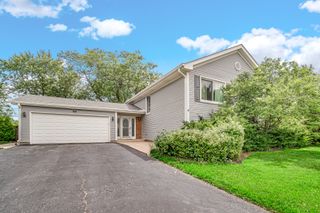 818 Woodbine Circle, Lake Zurich, IL 60047