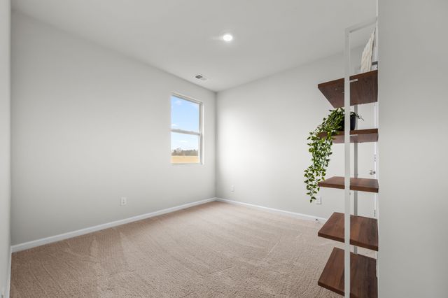 424 Lauren Ln, Chapel Hill, TN 37034