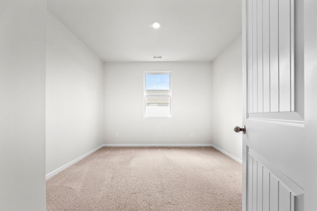 424 Lauren Ln, Chapel Hill, TN 37034