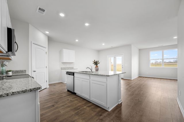 424 Lauren Ln, Chapel Hill, TN 37034