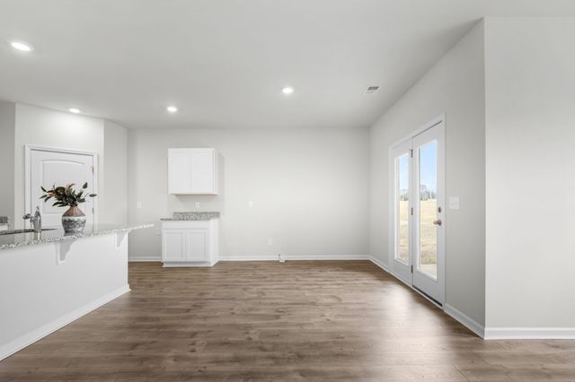 424 Lauren Ln, Chapel Hill, TN 37034