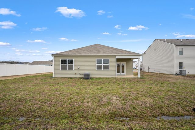 424 Lauren Ln, Chapel Hill, TN 37034