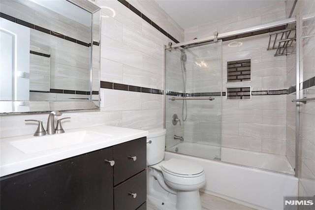 69 Pittis Avenue, Allendale, NJ 07401