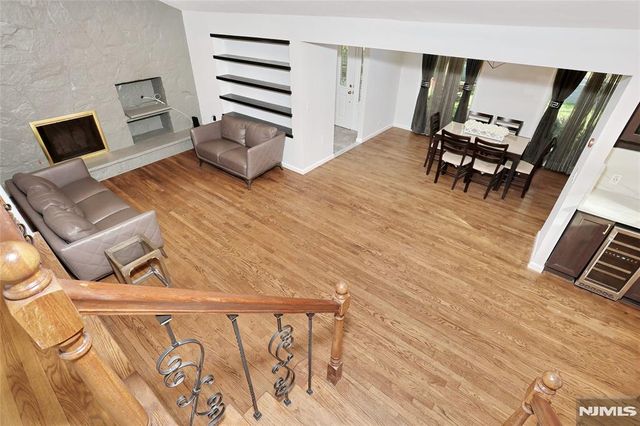 69 Pittis Avenue, Allendale, NJ 07401