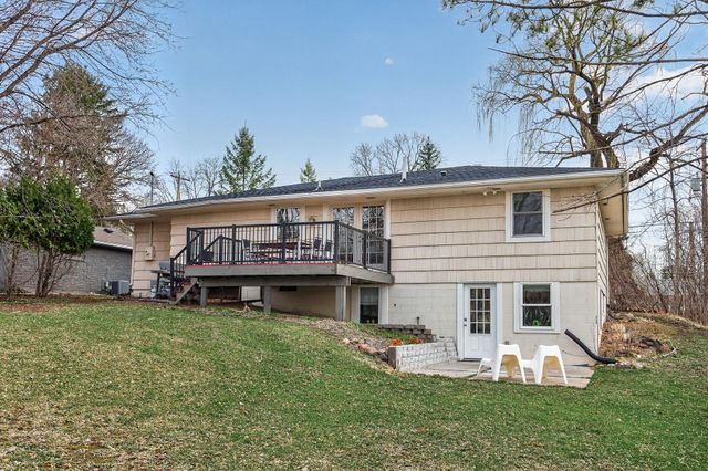 5330 Manitou Road, Tonka Bay, MN 55331