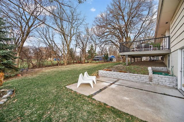 5330 Manitou Road, Tonka Bay, MN 55331