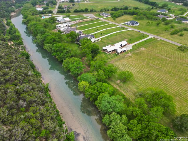 877 Bingham Lane, New Braunfels, TX 78132
