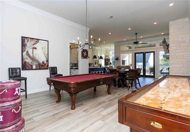 2047 Pebble Bend Drive, College Station, TX 77845