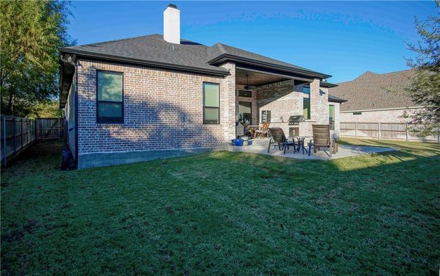 2047 Pebble Bend Drive, College Station, TX 77845