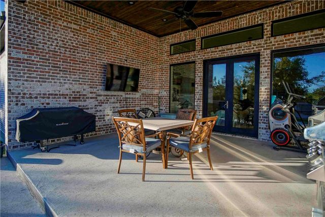 2047 Pebble Bend Drive, College Station, TX 77845