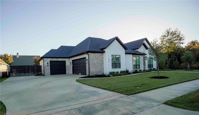 2047 Pebble Bend Drive, College Station, TX 77845