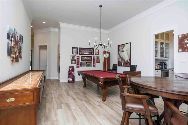 2047 Pebble Bend Drive, College Station, TX 77845