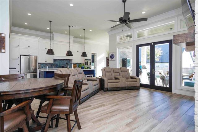 2047 Pebble Bend Drive, College Station, TX 77845