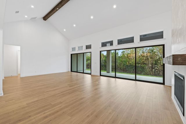 2102 Crimson Sunset DR, Georgetown, TX 78628