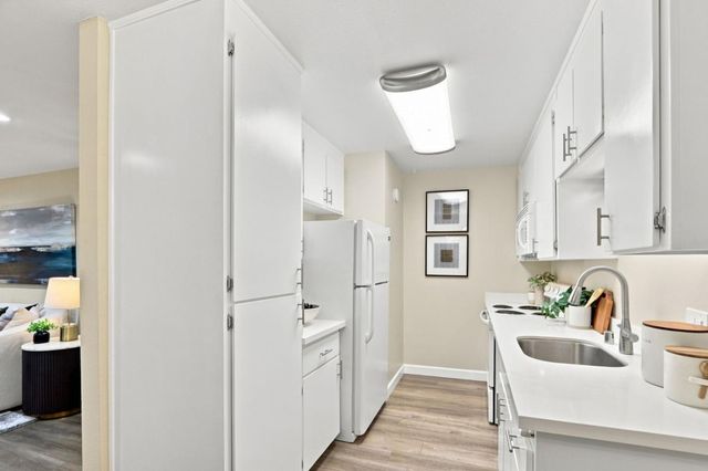309 Tradewinds Drive 15, San Jose, CA 95123
