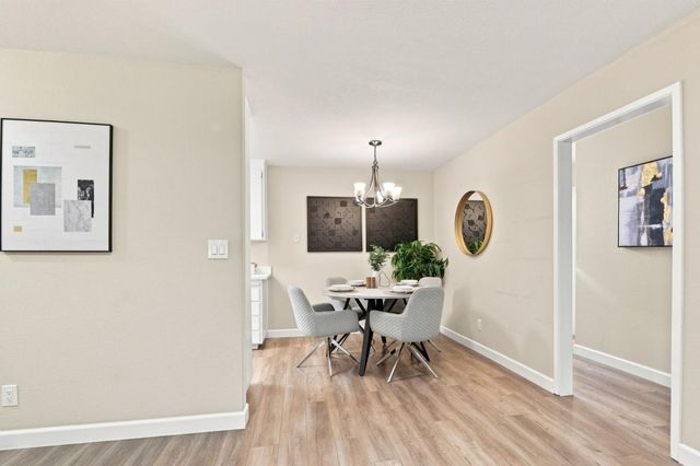 309 Tradewinds Drive 15, San Jose, CA 95123
