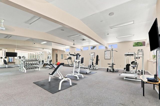 309 Tradewinds Drive 15, San Jose, CA 95123