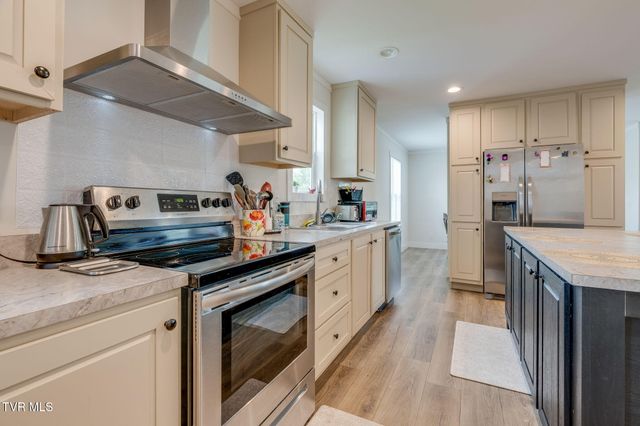 1940 Nolichuckey Road, Greeneville, TN 37743