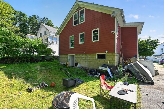 226 Lafayette Street, Manchester, NH 03102
