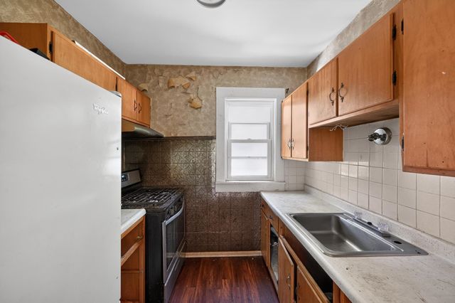 226 Lafayette Street, Manchester, NH 03102