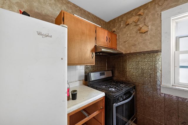 226 Lafayette Street, Manchester, NH 03102