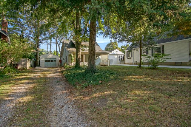 1709 South Boulevard, Ann Arbor, MI 48104