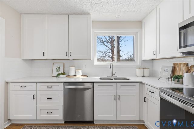 6801 Ghent Cir, Chesterfield, VA 23832