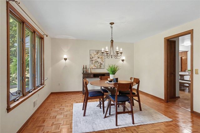 33 Scotch Lane, Irondequoit, NY 14617