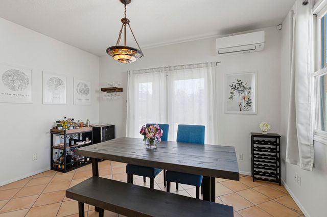 2920 Burton Avenue SE, Albuquerque, NM 87106