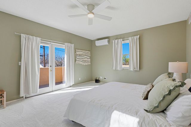 2920 Burton Avenue SE, Albuquerque, NM 87106