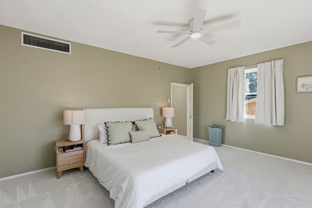 2920 Burton Avenue SE, Albuquerque, NM 87106