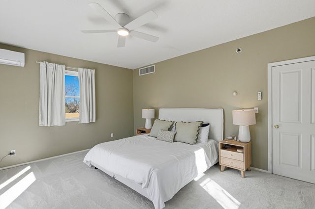 2920 Burton Avenue SE, Albuquerque, NM 87106